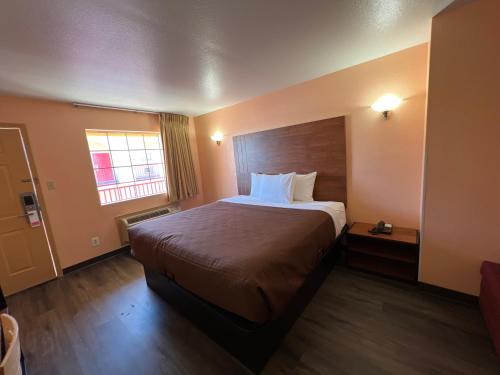 Executive Inn & Suites Lackland AFB