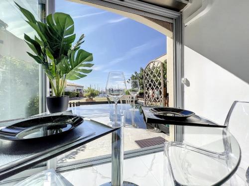 Balcony/terrace, Studio Prestige avec terrasse, ile des pecheurs, Vue port in Agde