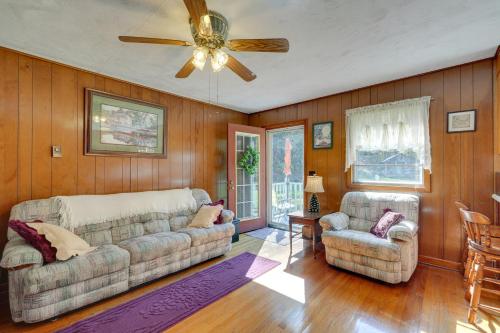 Haysi Nature Getaway with Fire Pit and On-Site Creek! in Haysi, USA