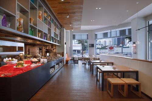 Restaurant, Ibis Hotel Singapore Novena in Novena