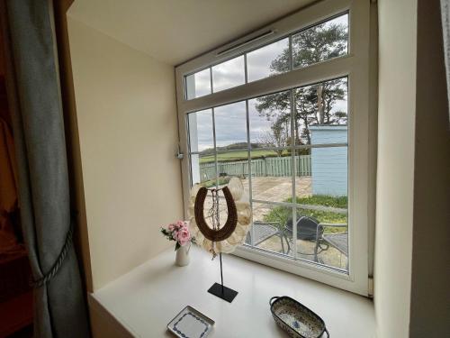 สภาพแวดล้อมโดยรอบ, No 2 Ramageton at Carnell Estates in ทรูน