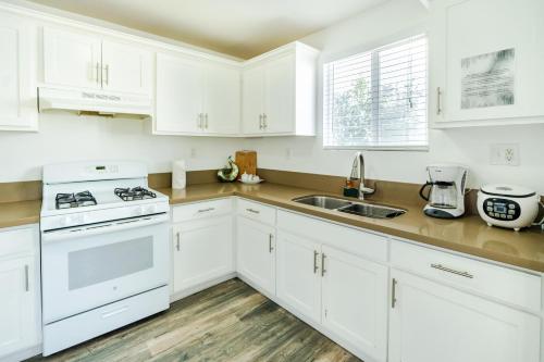 Large chic 5-bedroom 3 bathroom clost to Downtown LA, Los Angeles (fotografie 10)