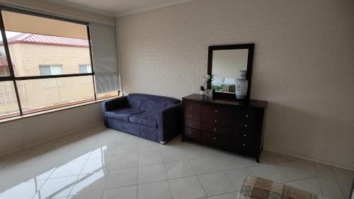 Tuggeranong Short Stay #10C - Sleeps 6