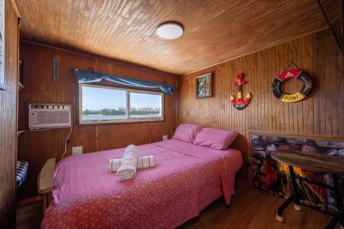 Beautiful Houseboat in Key West