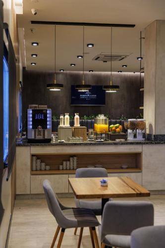 Fuente Mayor Hotel Terminal in Godoy Cruz