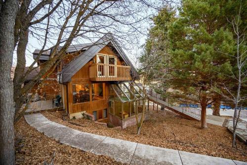 Snowbasin + Powder Mountain + Spa + Eden in Huntsville (UT)