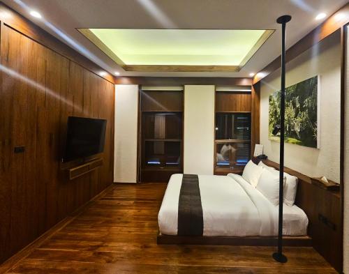 1 queen bed