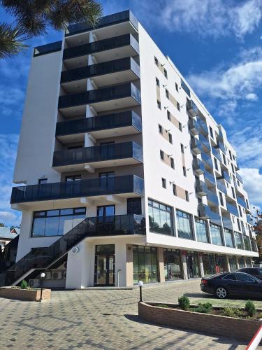 . Deluxe Apartments on G Enescu Blvd near Stefan Cel Mare University Suceava