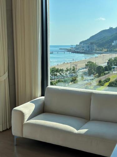 Paul Mare Pool Villa in Busan