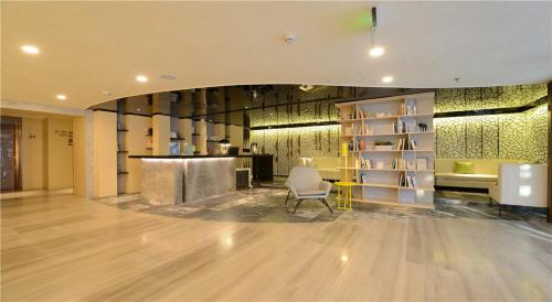 503288666 Atour Hotel Dalian Zhongshan Square