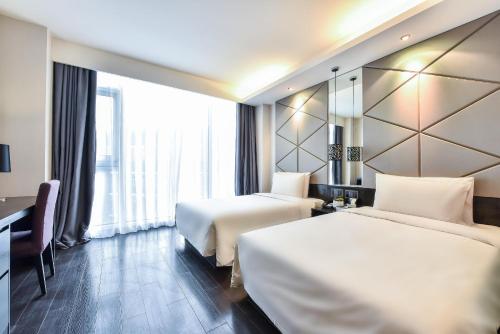 Atour Hotel Beijing Yizhuang West Rongjing Street