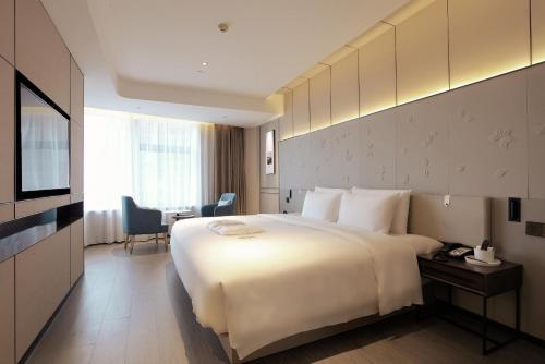 Atour S Hotel Chongqing Crown International