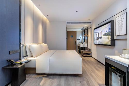1 queen bed