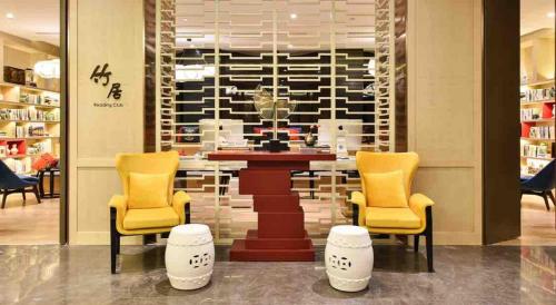 503289904 Atour Hotel Dalian Zhongshan Square