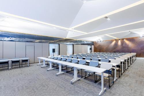 Echarm PLUS Hotel Chongqing Liziba Lianglukou Subway Station – Chungking (Chongqing), KY