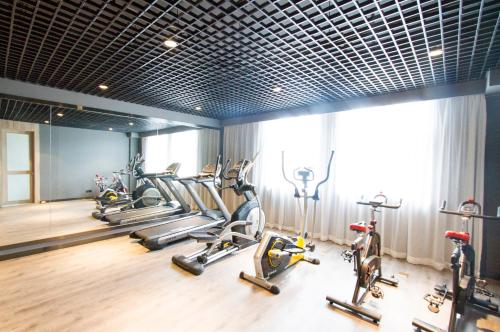 503291325 Atour Hotel Dalian Zhongshan Square