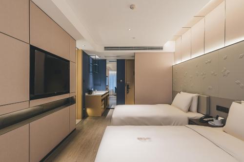 Atour S Hotel Chongqing Crown International