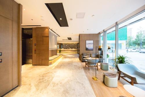 Atour Hotel Shenyang Olympic Sports Yingpan Street Metro Station in Hun Nan New Negyed