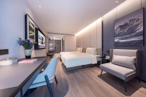 Superior Twin Room image 1
