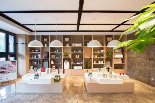 503293520 Atour Hotel Dalian Zhongshan Square