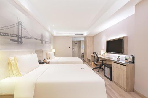 503293971 Atour Hotel Dalian Zhongshan Square