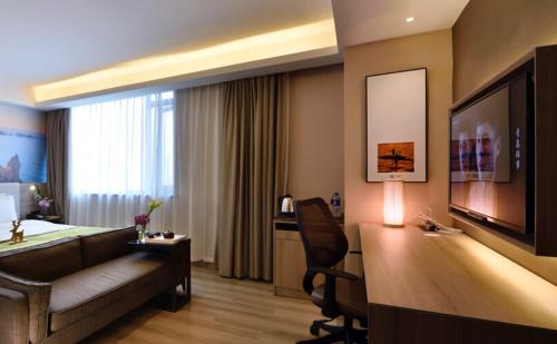 503294063 Atour Hotel Dalian Zhongshan Square