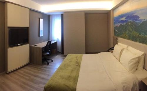 503294350 Atour Hotel Dalian Zhongshan Square