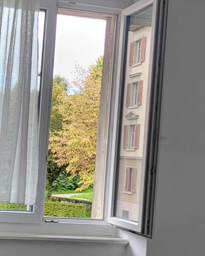 Bastis Central Guesthouse Lucerne City - Tap to explore photos