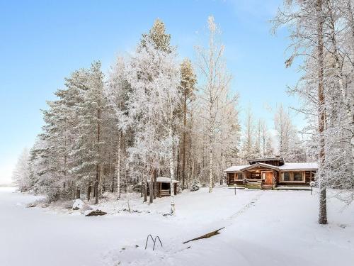 Holiday Home Papanmökki by Interhome - Huuhanaho