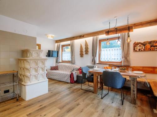  Apartment Storie di Montagna by Interhome in Campestrin