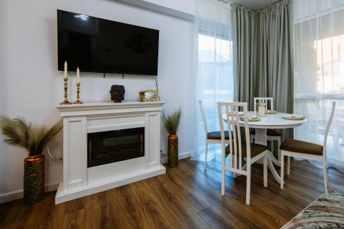 Mountain View with Terrace