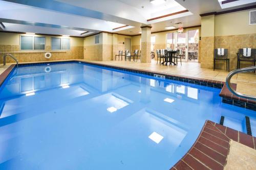 Hampton Inn Bryant - image 14