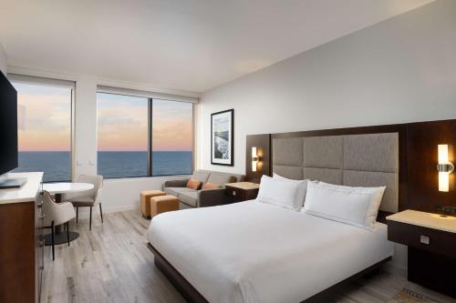 Hilton Galveston Island Resort image 23