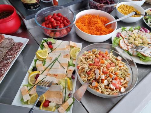 Brit Hotel La Bonne Etape - image 6