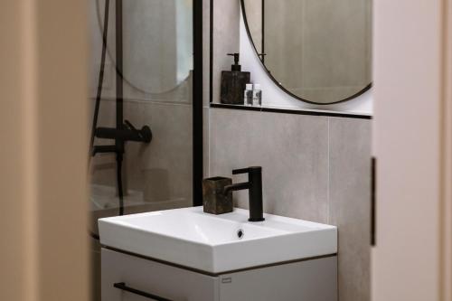 Mountain View with Terrace