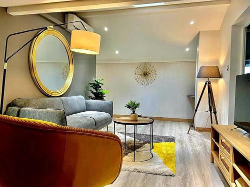 Cosy au calme, climatisation, 3min A41 in 貝爾南