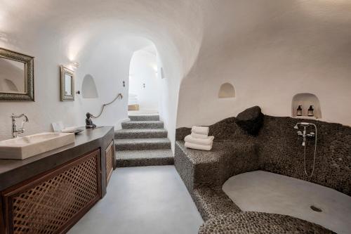 淋浴間, 杜卡托迪歐亞 - 僅限成人 (Ducato di Oia - Adults Only) in 伊亞鎮