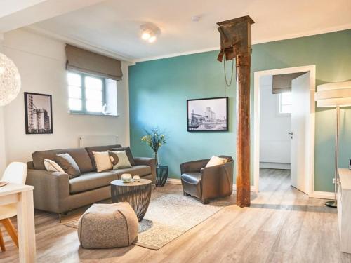 One-Bedroom Apartment with Balcony