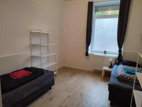 Ferienwohnung Monteurwohnung Messewohnung Krefeld 5 Personen Nähe Düsseldorf in Krefeld, Deutschland