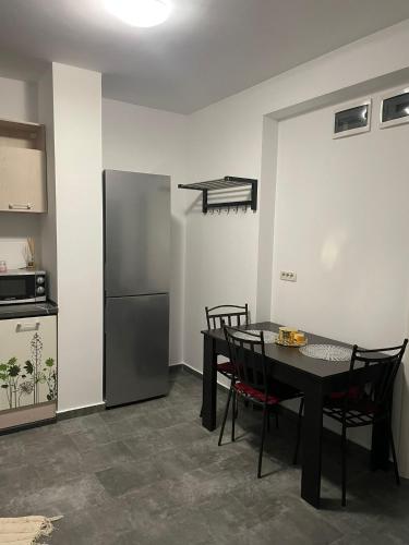 One-Bedroom Apartment image 10