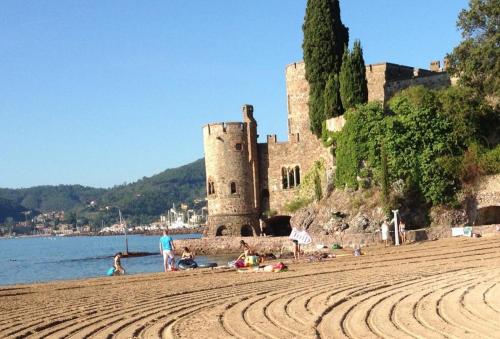 studio RDC, centre capitou, 10min plage en voiture