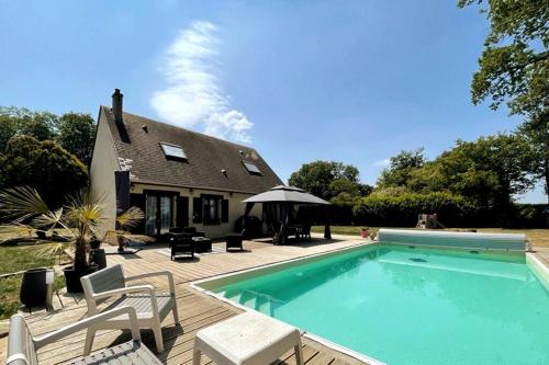 BoiKlo - Private pool, Billard, Jacuzzi - 10pax - Location saisonnière - Mesnils-sur-Iton