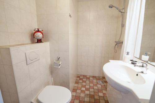  Farm Overleekerhoeve in Monnickendam