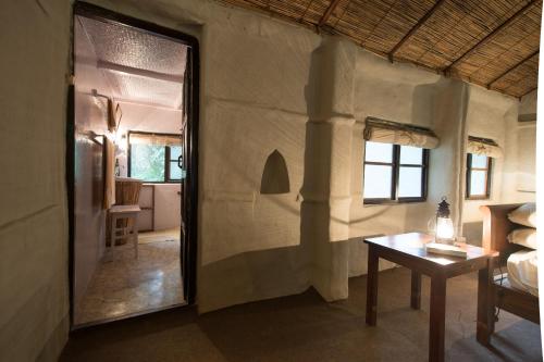 503368236 Tiger Tops Tharu Lodge