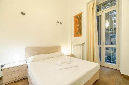Piazza Statuto Modern Loft - Tap to explore photos