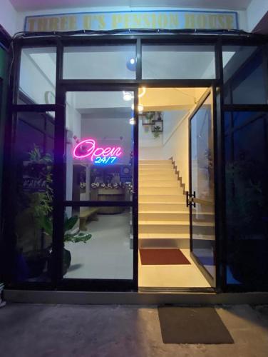 Three U's Pension House