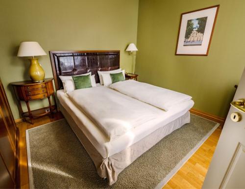 Superior Room image 4