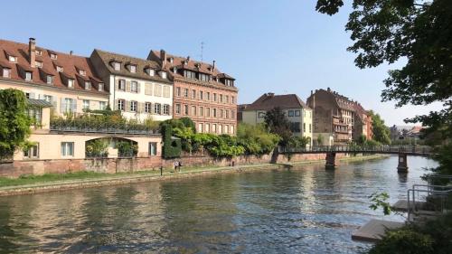 L'Abreuvoir - Mignon petit studio au coeur de la Krutenau, Estrasburgo (foto 9)