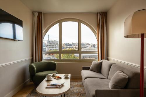 Hôtel Royal Garden Champs-elysées