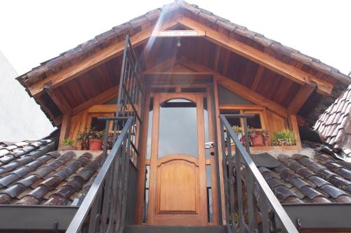 Bejárat, Casa de Tulia in Belisario Quevedo